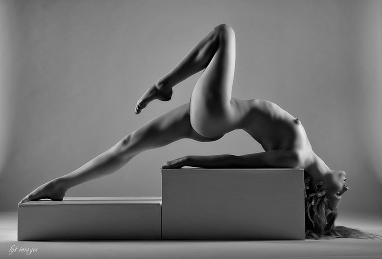 %22Arched%22 Artistic Nude Photo by Photographer kjt images